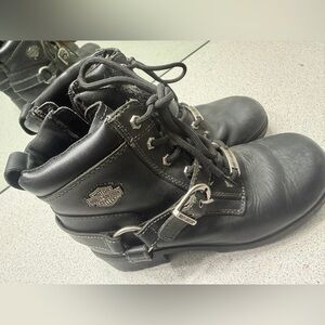 Women’s Harley-Davidson Black Leather Lace-Up Motorcycle Boots, size 7